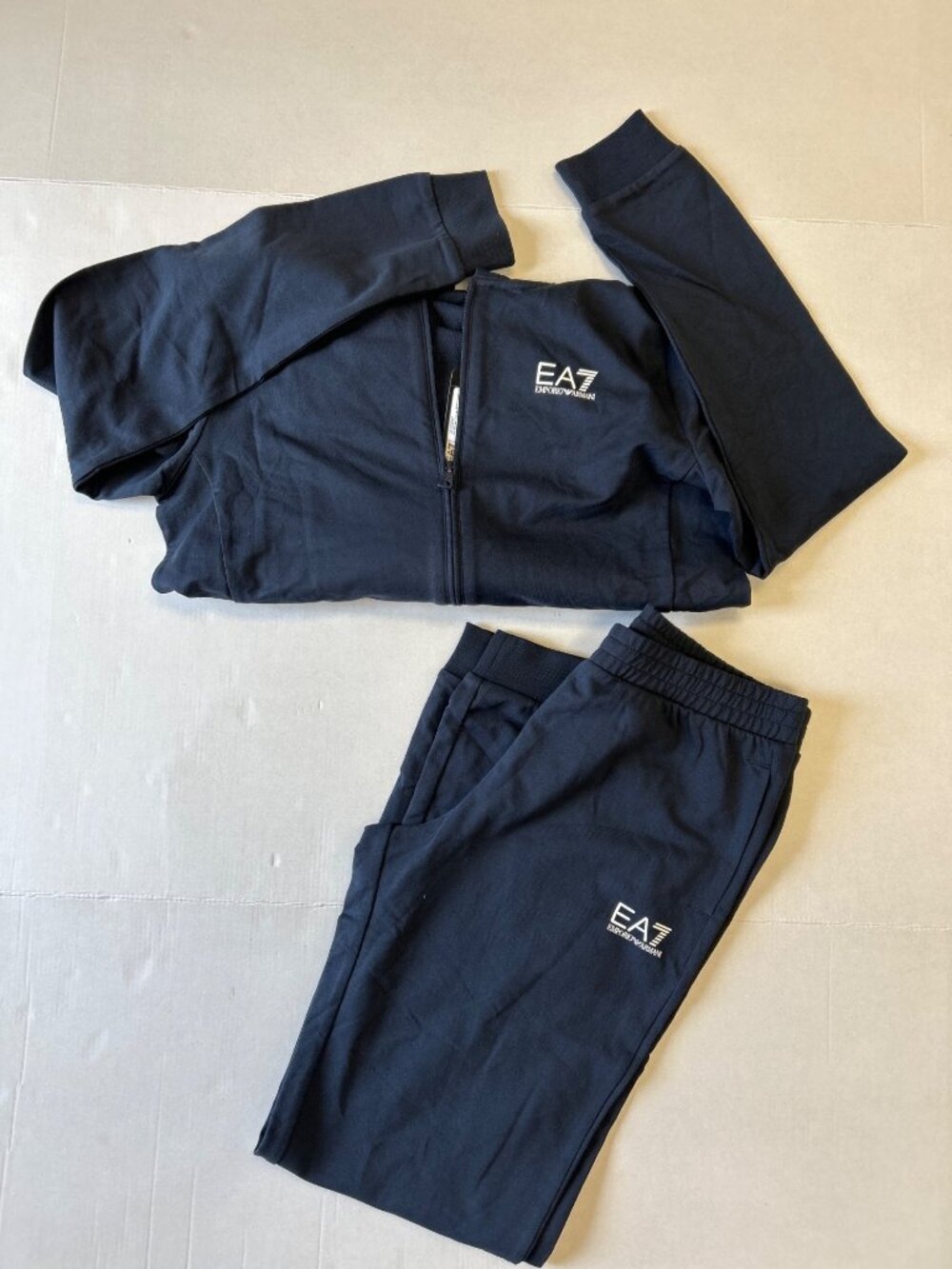 EA7 Emporio Armani Logo Print Zip Up Full Zip and Jogger Set Navy Size 16A NWT